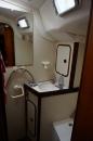 Solar Planet 51 Beneteau Idylle 15,5: Shower portside with access from owner